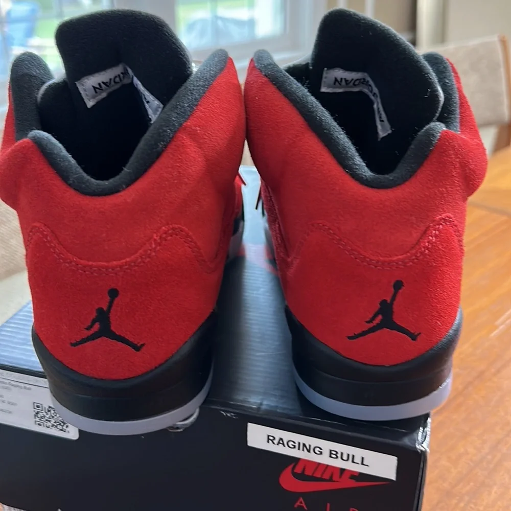 Brand New Retro GS Raging Bull Jordan’s - Picture 4 of 10
